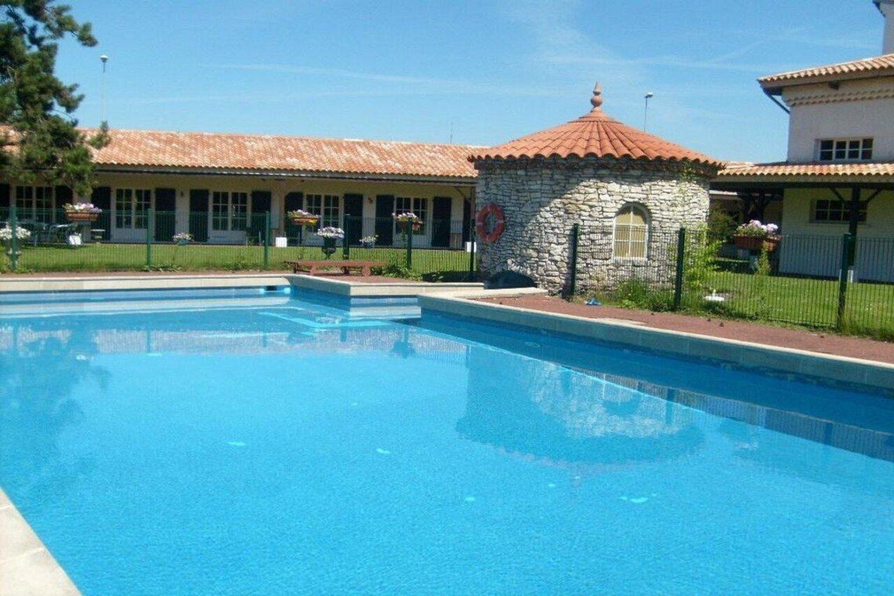 Logis Hotel & Restaurant - Lensotel Esterno foto