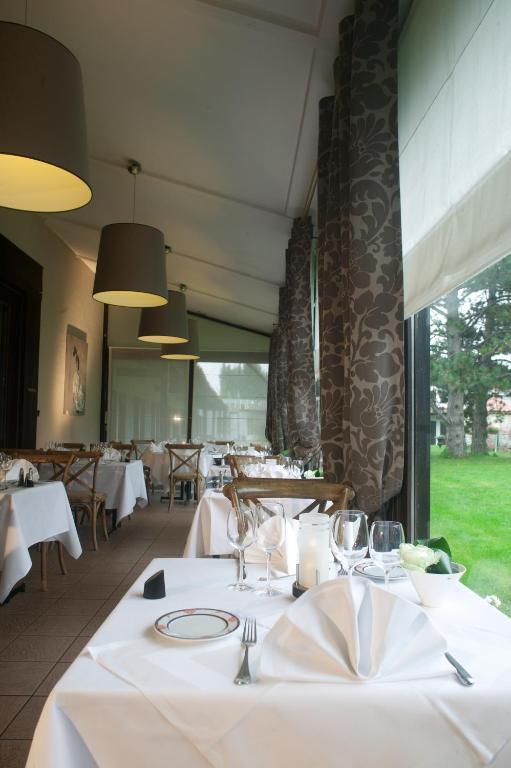 Logis Hotel & Restaurant - Lensotel Esterno foto