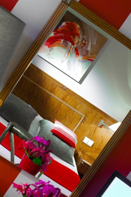 Logis Hotel & Restaurant - Lensotel Esterno foto
